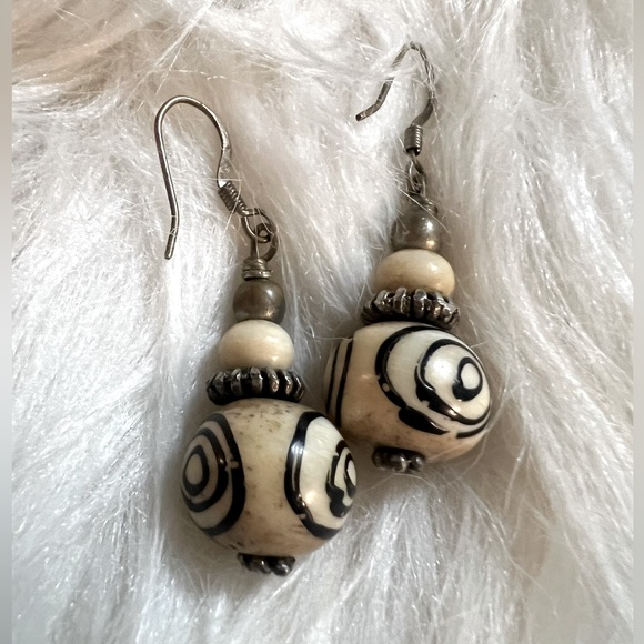 African Tribal Handmade Dangle Earrings. - Picture 1 of 6